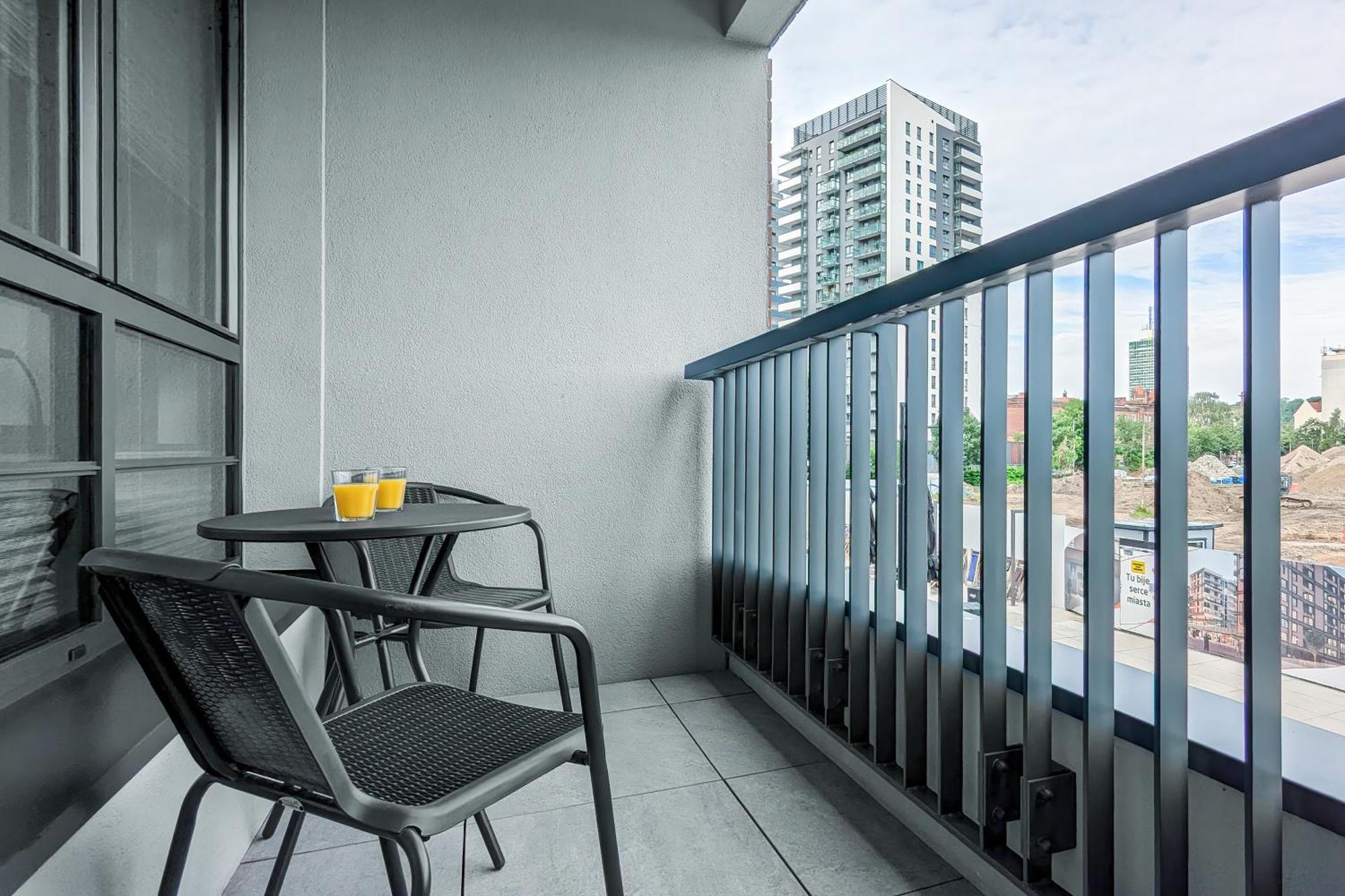 Stylowe Apartmenty Z Parkingiem Popieluszki W Gdansku By Noclegi Renters Exterior photo